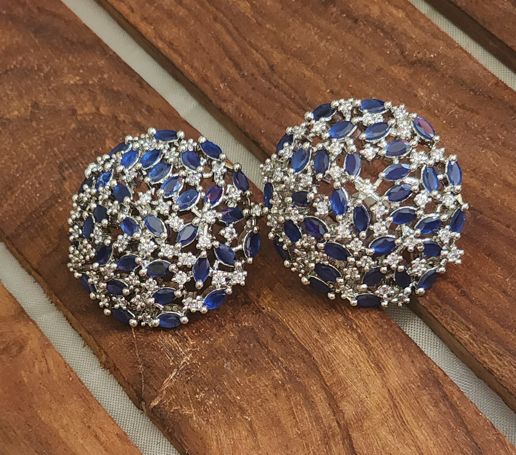 Oversized AD stone Studs