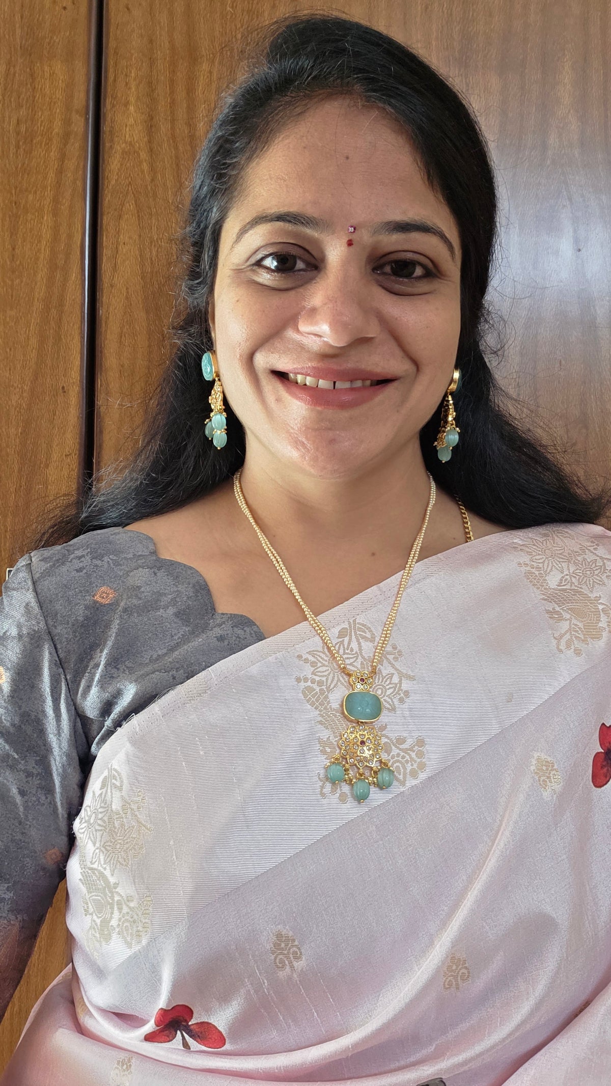 Aditi's Fusion carving gold replica pendant set